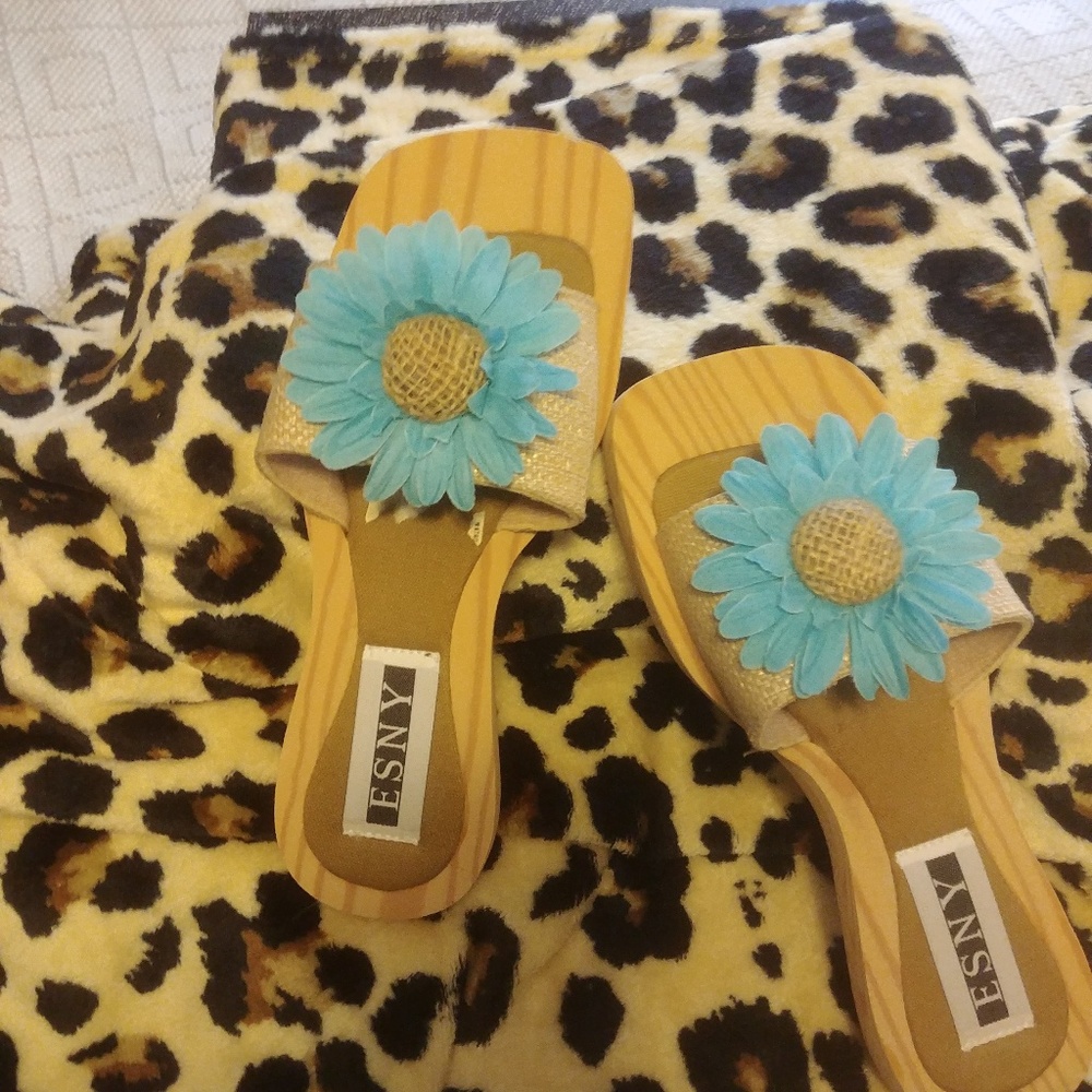 Shoes - Picture 2 of 2